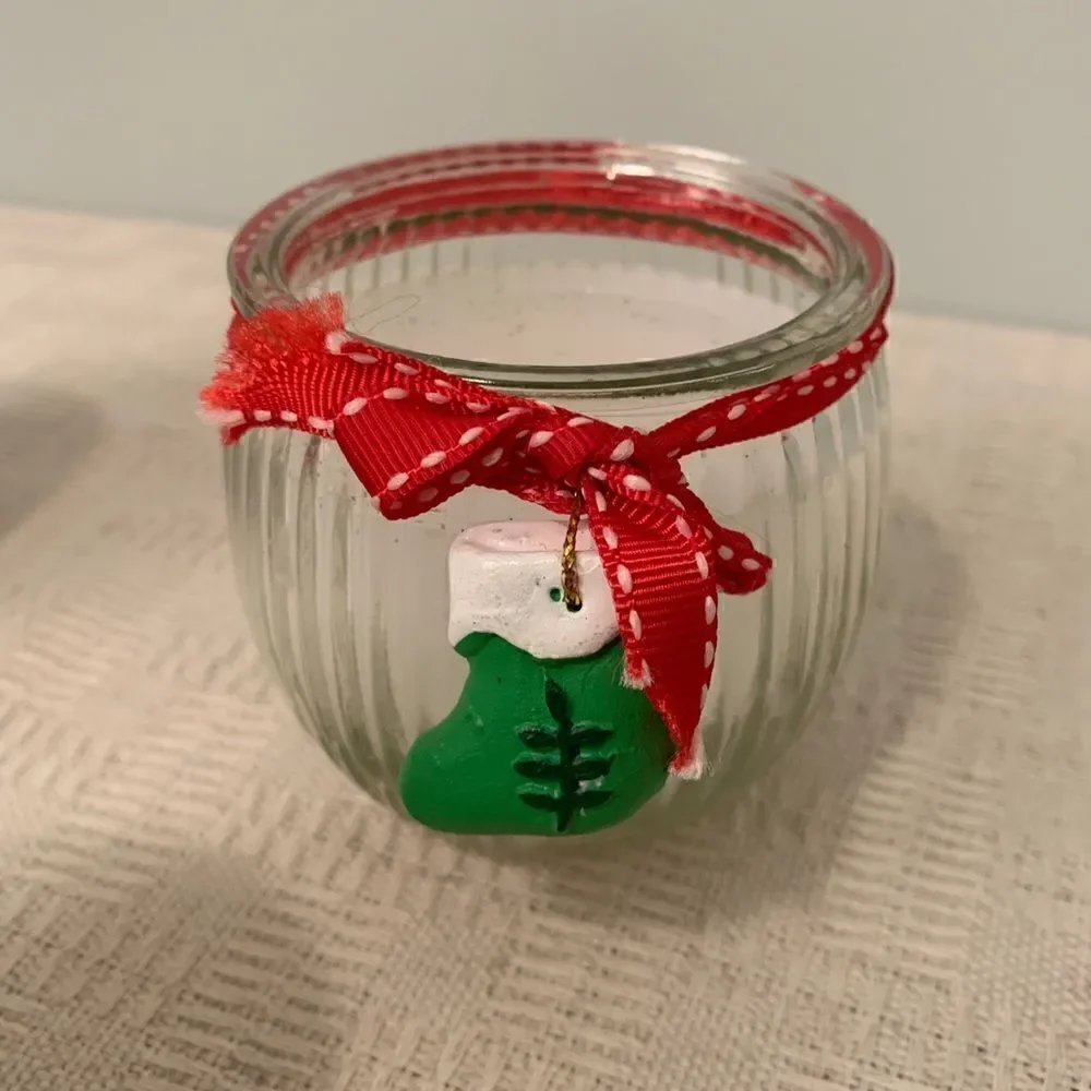 Holiday Mitten Candles